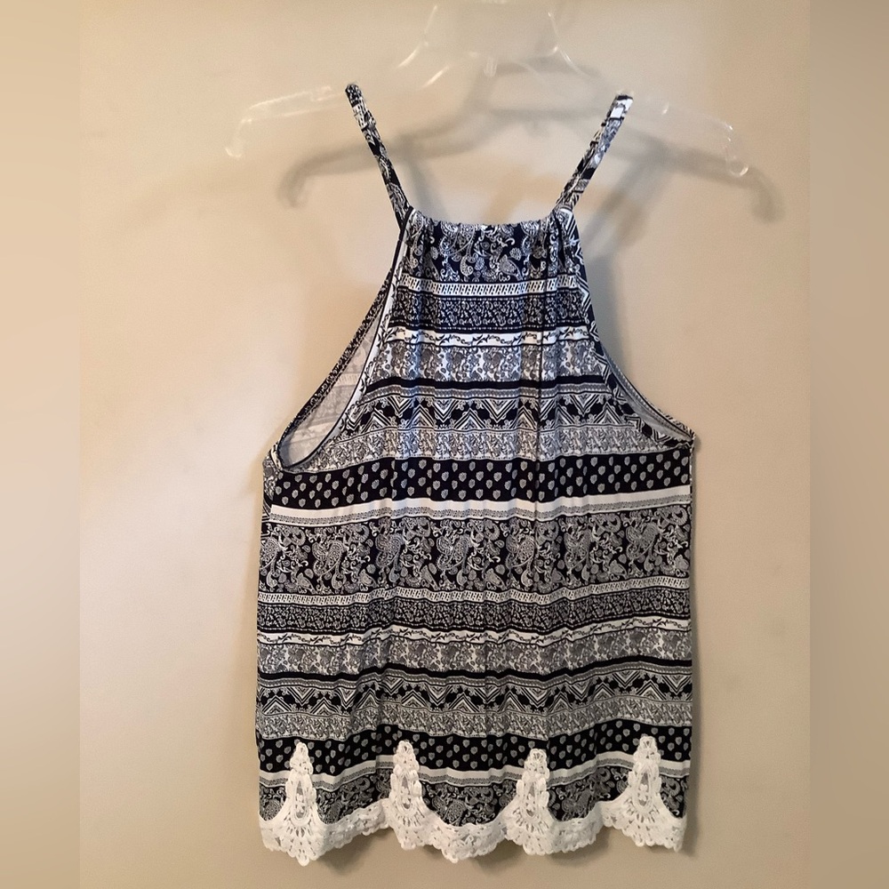 Vanity halter top black&White with lace XL NWT